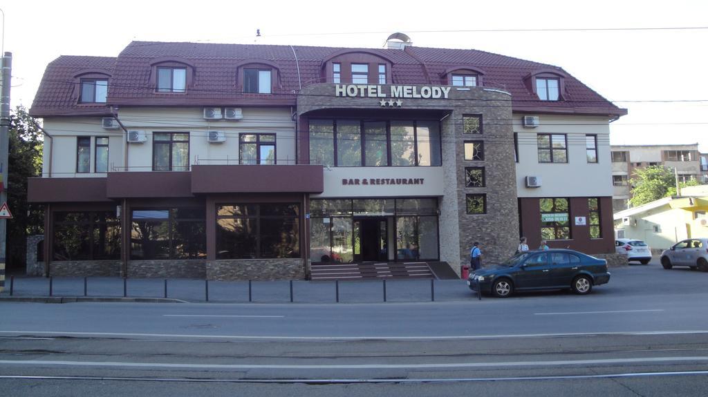 Hotel Melody 오라데아 외부 사진